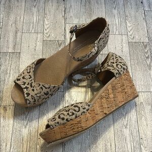 Toms Leopard Print Wedges